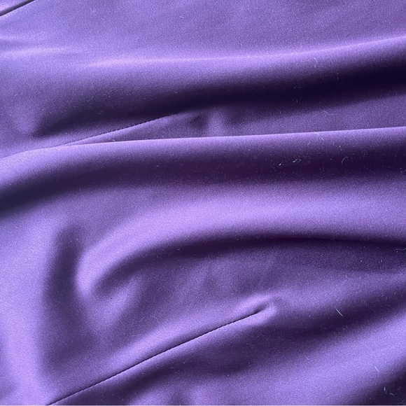 Cranberry silk-like dress - Picture 5 of 9